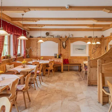 ホテル Isarwinkel *